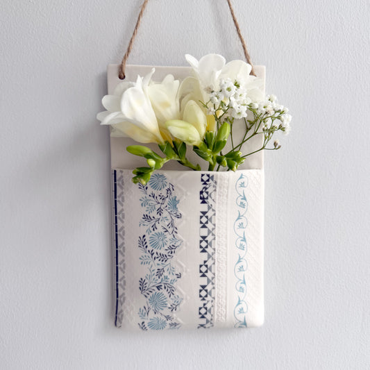 Wall Hanging Pocket Planter, Design 1